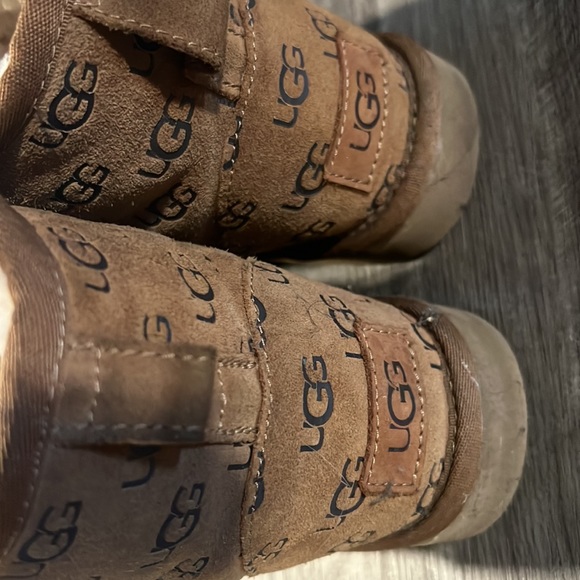 Womens Ugg Boots - Picture 6 of 6